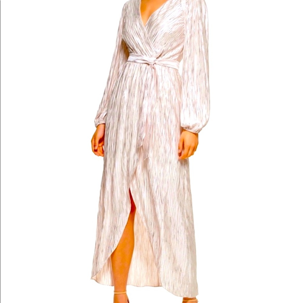 Size 14 gorgeous shimmer high low guess dress